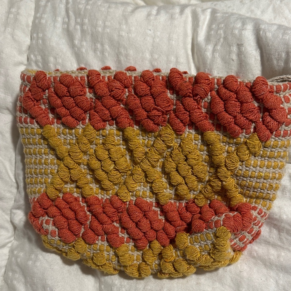 Universal Thread Textured Cosmetic Bag -‎ Red and Yellow - Picture 3 of 6